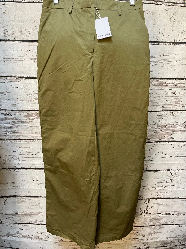 Durable cargo pants for outdoor hiking adventures -Pants Dress By Walter Baker In Green, Size: 4