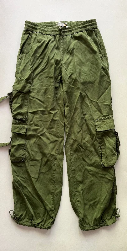 Breathable linen pants for hot summer days -Pants Cargo & Utility By C And C In Green, Size: Xs