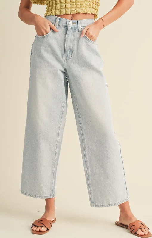 Cropped Jeans for Summer Look -Brodie Ice Denim Cropped Jeans