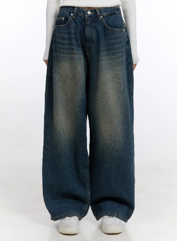 Distressed Jeans for Edgy Style -Fiona Baggy Washed Jeans CN401