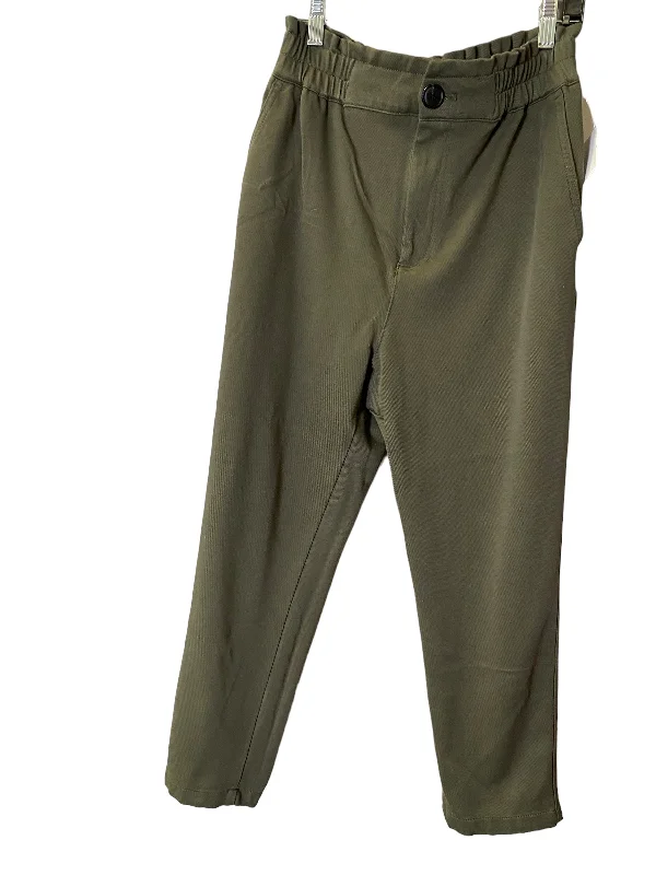 Flowy culottes pants for breezy summer style -Pants Cargo & Utility By Cmc In Green, Size: S