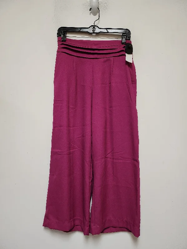 Tailored ankle pants for chic office outfits -Pants Wide Leg By Clothes Mentor In Pink, Size: 2