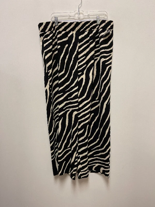 Lightweight jogger pants for summer evening strolls -Pants Wide Leg By H&m In Black & Cream, Size: Xl