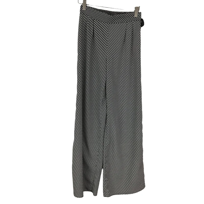 Flowy linen pants for relaxed tropical vacations -Pants Lounge By Philosophy In Black & White, Size: M