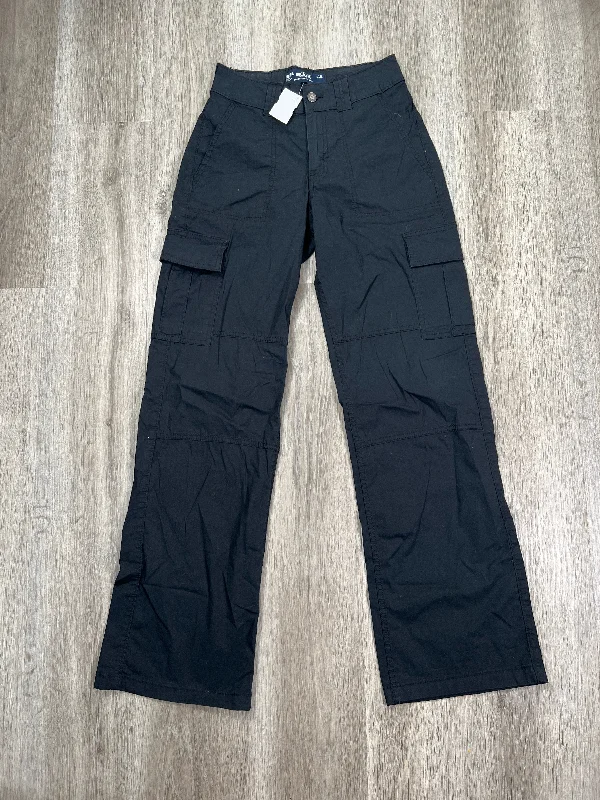 Weatherproof hiking pants for all-season trail use -Pants Cargo & Utility By Hollister In Black, Size: 00