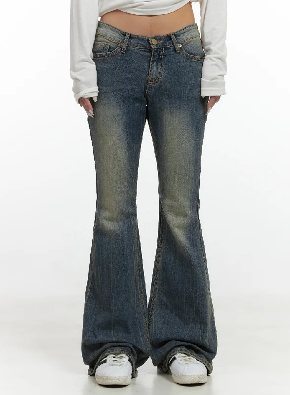 Four Pocket Jeans for Simplicity -Leni Retro DreamFit Bootcut Denim Jeans CS426