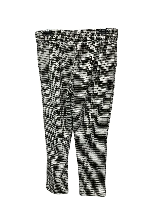 Casual drawstring pants for effortless home relaxation -Pants Dress By Jules & Leopold In Black & White, Size: M