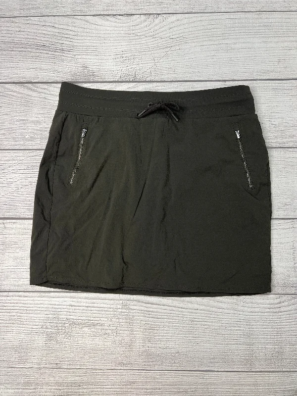 Wrap skirts for easy adjustable fit -Skirt Midi Athleta, Size L