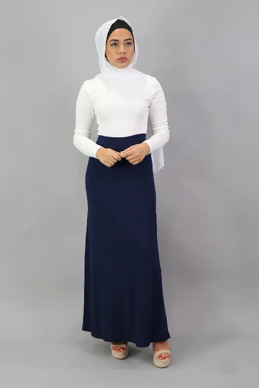 Wrap midi skirts for stylish ease -Ribbed Maxi Skirt - Navy Blue