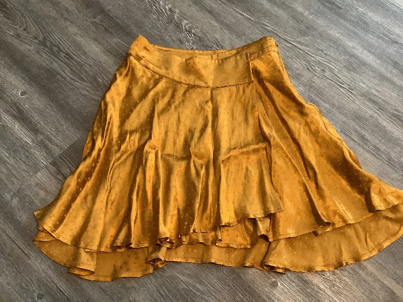 Lightweight skirts for warm weather comfort -Skirt Midi By Free People In Gold, Size: 2