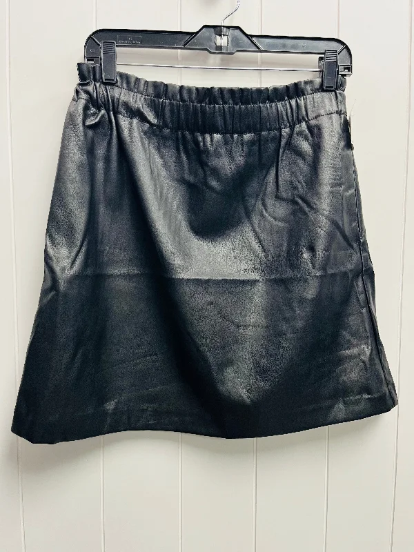 Durable skirts for active lifestyle needs -Skirt Mini & Short By Loft In Black, Size: M