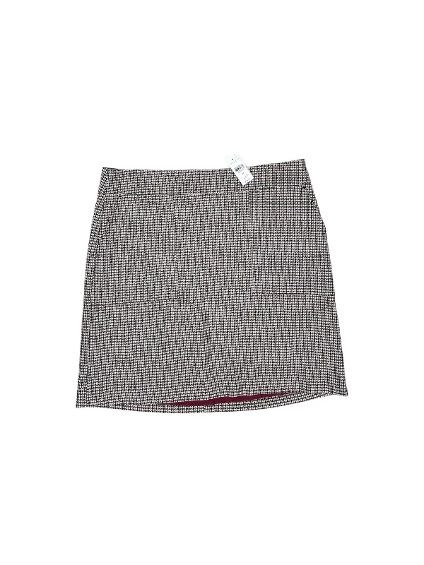 Casual skirts with relaxed fit comfort -Skirt Mini & Short By Ann Taylor In Plaid Pattern, Size: 14