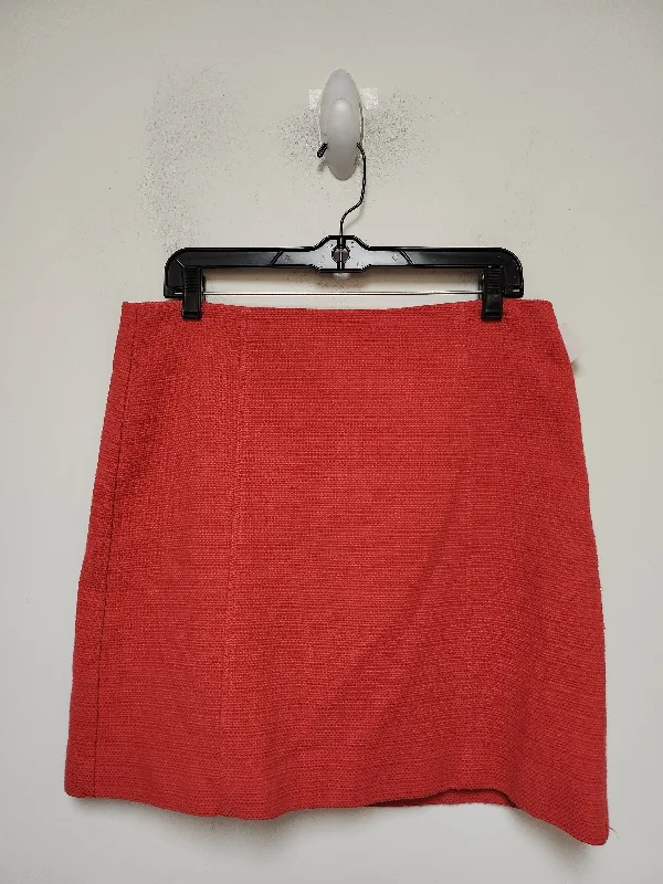 Wrap skirts for easy adjustable fit -Skirt Mini & Short By Loft In Red, Size: 12