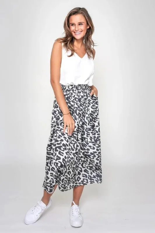 A-line skirts with flared hem elegance -Leoni Liz Skirt Grey Cheetah