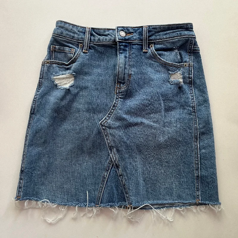 Stretchy mini skirts for flexible movement -Skirt Mini & Short By Old Navy In Denim, Size: 0