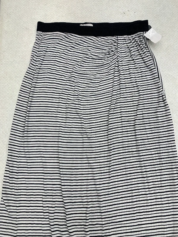 Casual cotton skirts for laid-back days -Skirt Maxi By Lou And Grey In Black White, Size: M