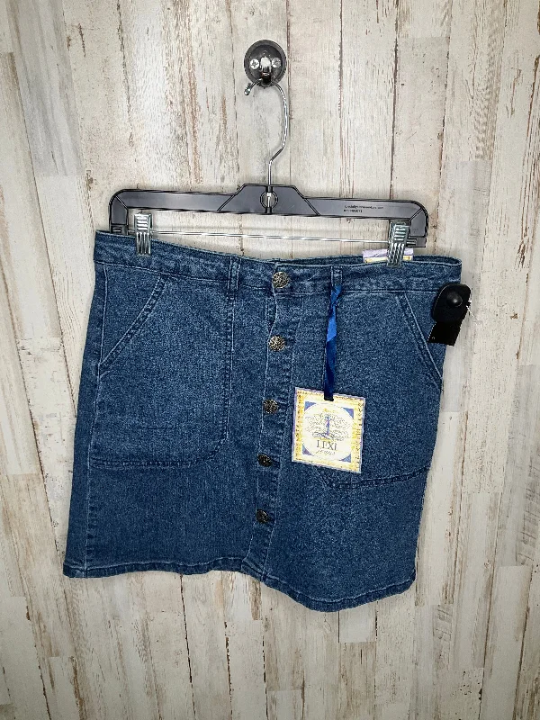 A-line Denim Skirts for Flattering -Blue Denim Skirt Mini & Short Clothes Mentor, Size 12