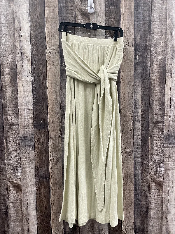 Affordable skirts for budget-friendly wardrobe updates -Skirt Maxi By Free People In Green, Size: L