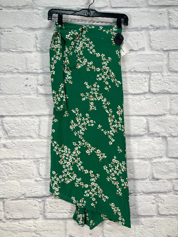 A-line mini skirts for fun flirty looks -Skirt Maxi By Faithfull The Brand In Green & White, Size: 2