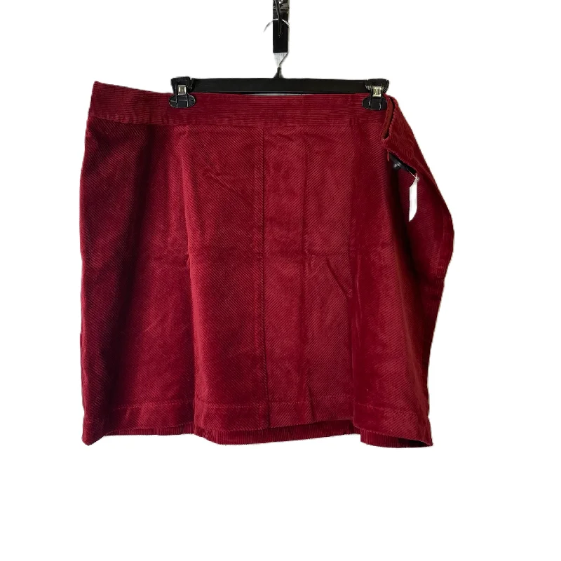 Lightweight skirts for warm weather comfort -Skirt Mini & Short By Loft In Red, Size: 24