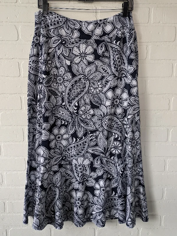 Patterned skirts with unique abstract art -Skirt Maxi By Talbots In Blue & White, Size: 8petite