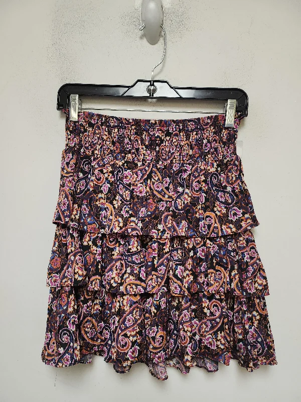 Lightweight skirts with airy fabric weave -Skirt Mini & Short By Anthropologie In Multi-colored, Size: 6